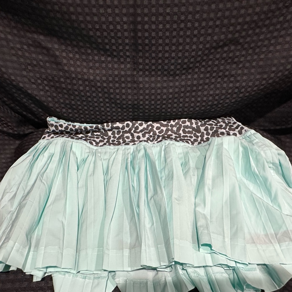 lululemon athletica Light Teal Pleated Skirt with Animal Print Waistband